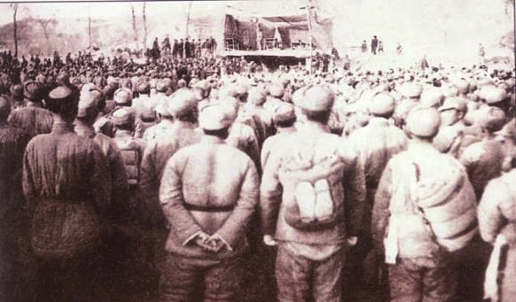1940年1月，决死第二纵队、第四纵队和暂编第一师在临县召开粉碎顽固派军队进攻祝捷大会。