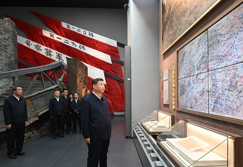 7月7日至8日，中共中央总书记、国家主席、中央军委主席习近平在山西考察。这是7日下午，习近平在位于阳泉市狮脑山的百团大战纪念馆考察。新华社记者 谢环驰 摄