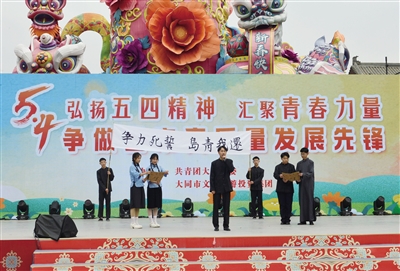 图为舞台剧《我的1919》表演现场。戎禹仁摄。