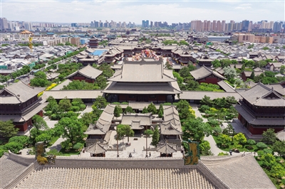 6月8日拍摄的大同古城一角（2023年无人机照片）。　新华社记者　杨晨光摄