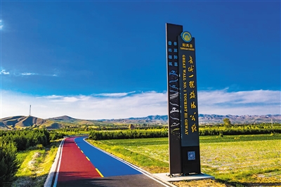 图为大同长城一号旅游公路一景。（资料图片）