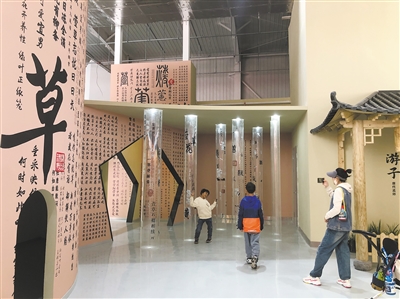 图为忘忧农场黄花博物馆。史涌涛摄