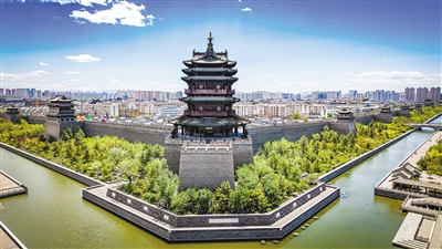 图为大同古城西北角乾楼。韩堃摄