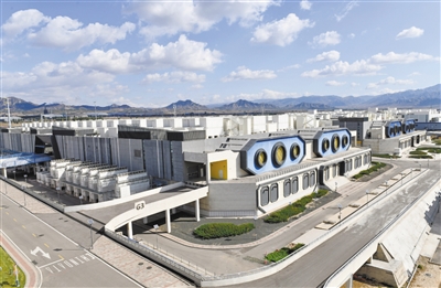 图为秦淮数据环首都·太行山能源信息技术产业基地。李冬宾摄