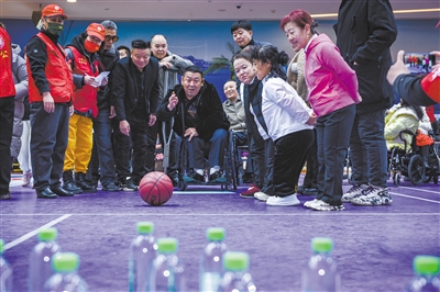 图为“天衡杯”残疾人趣味运动会比赛现场。韩堃摄