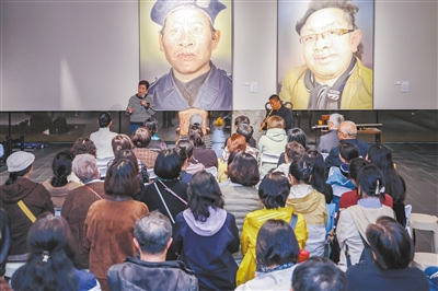 图为诗歌诵读遇见古箫回响分享会现场。韩堃摄
