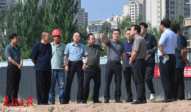 张强在御河灌区西干渠水生态环境综合整治工程现场办公时强调：跑出工程建设“加速度” 打好防汛备汛“主动仗”