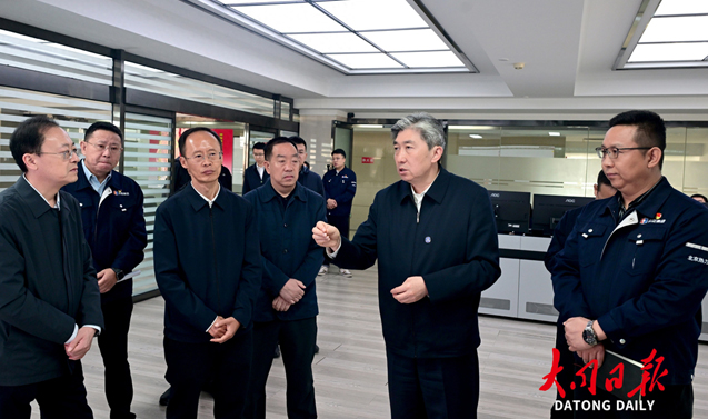 朱晓东在检查供热保障工作时强调：用心用情做好各项供热保障工作 以优质高效服务把温暖送到千家万户