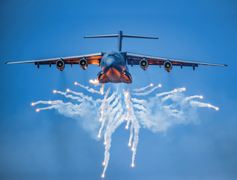 空军航空兵某团进行课目训练(资料照片) 新华社发