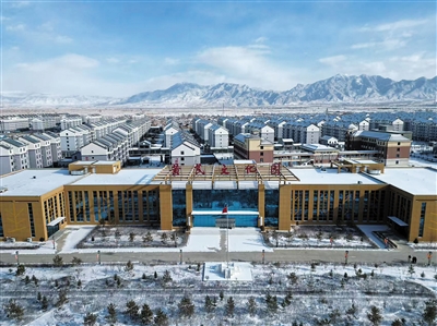 图为浑源县黄芪文化园。申力摄 图为浑源县黄芪文化园。申力摄