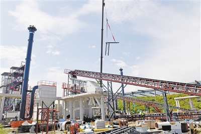 大同市富凯鸿新型建材科技有限公司建筑垃圾资源化利用项目预计今年12月底实现投产运行。李冬宾摄