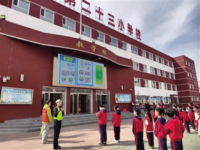 振华街道宣传活动现场。段雨萌摄
