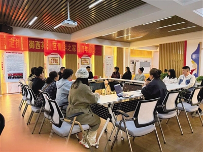 平城区“青年之家·青年夜校”举行开班仪式。孙露摄