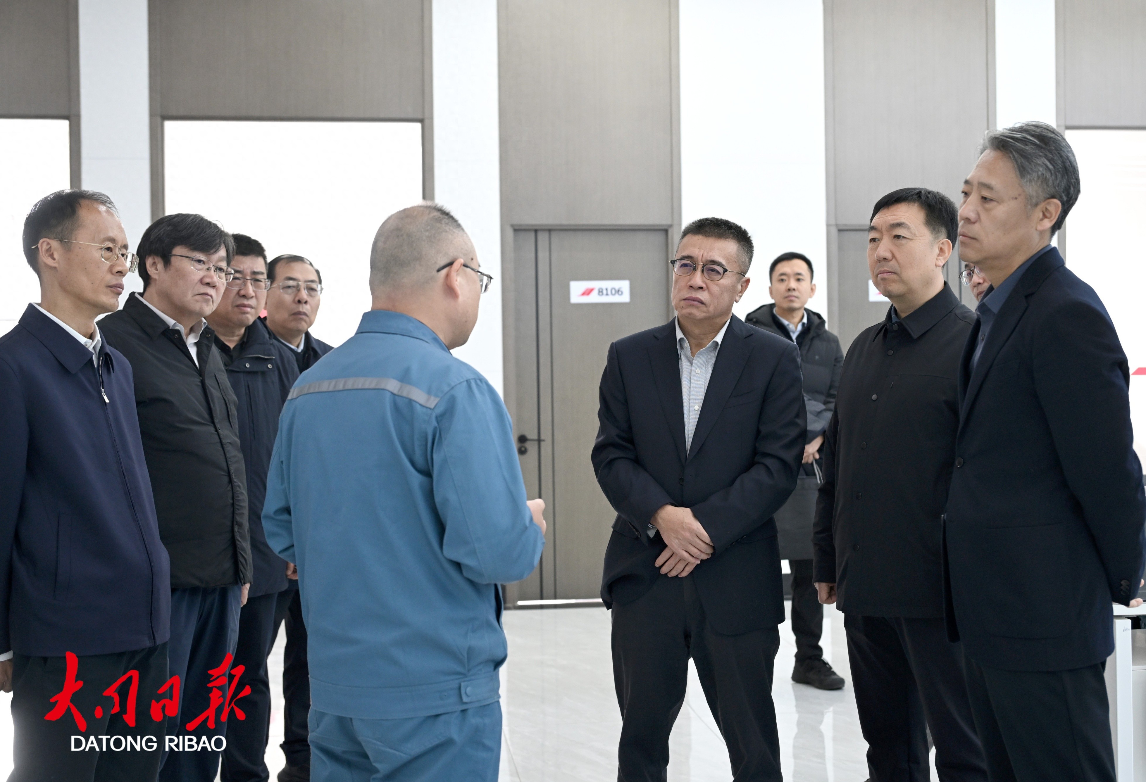 11月24日,市委书记张强在山西双雁健康产业(集团)有限公司调研企业生产经营情况。张燕伟摄