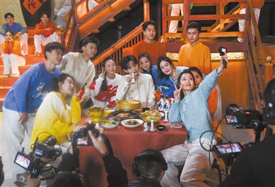 图为《2026黄河民歌春晚》录制现场。戎禹仁摄