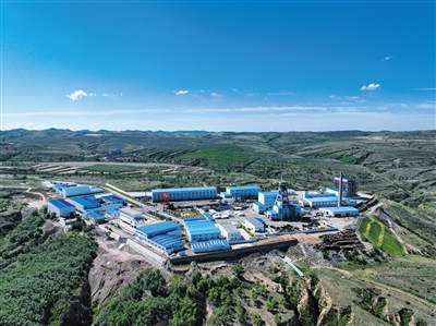 图为晋能控股煤业集团马脊梁矿。李佳斌摄（资料图）