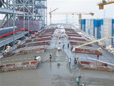 图为同热三期2×100万千瓦煤电项目施工现场。戎禹仁摄